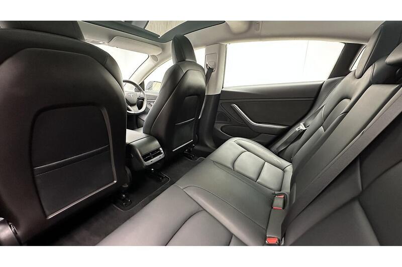 Tesla Model 3 (Dual Motor) Performance Saloon 4dr Electric Auto 4WDE (Performance Upgrade) (449 bhp) - U639