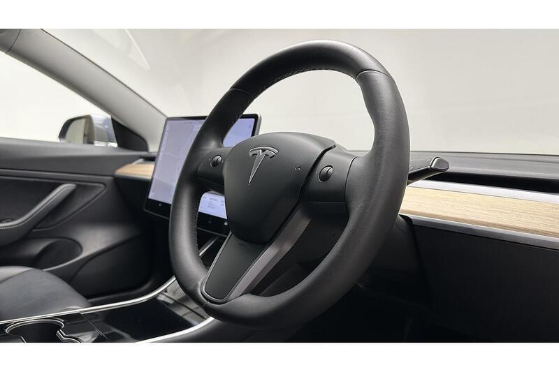 Tesla Model 3 (Dual Motor) Performance Saloon 4dr Electric Auto 4WDE (Performance Upgrade) (449 bhp) - U639
