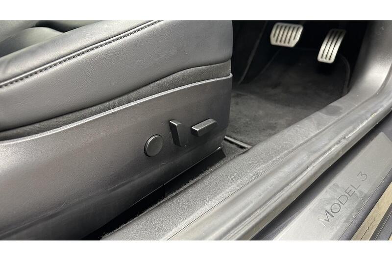 Tesla Model 3 (Dual Motor) Performance Saloon 4dr Electric Auto 4WDE (Performance Upgrade) (449 bhp) - U639