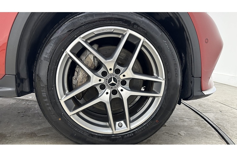 Mercedes-Benz GLC 2.0 GLC250 AMG Line (Premium) SUV 5dr Petrol G-Tronic+ 4MATIC Euro 6 (s/s) (211 ps) - U686