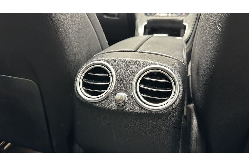 Mercedes-Benz GLC 2.0 GLC250 AMG Line (Premium) SUV 5dr Petrol G-Tronic+ 4MATIC Euro 6 (s/s) (211 ps) - U686