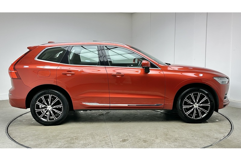 Volvo XC60 h T8 Twin Engine Inscription - U717