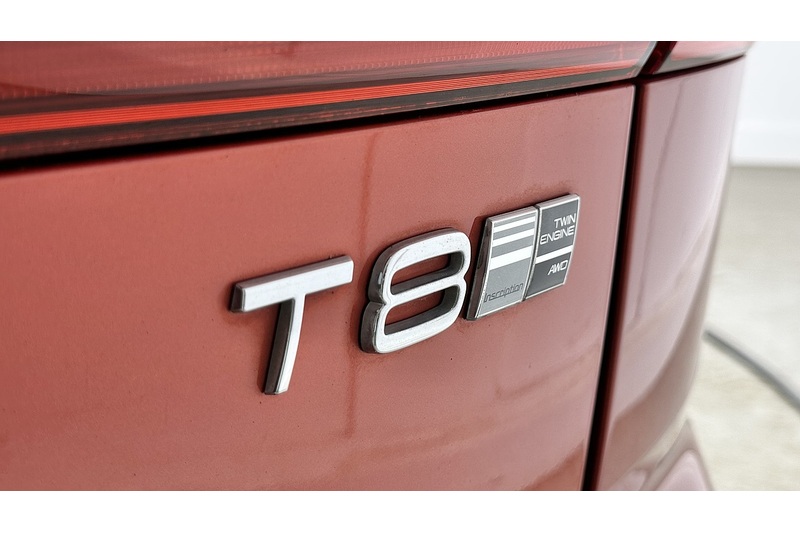 Volvo XC60 h T8 Twin Engine Inscription - U717