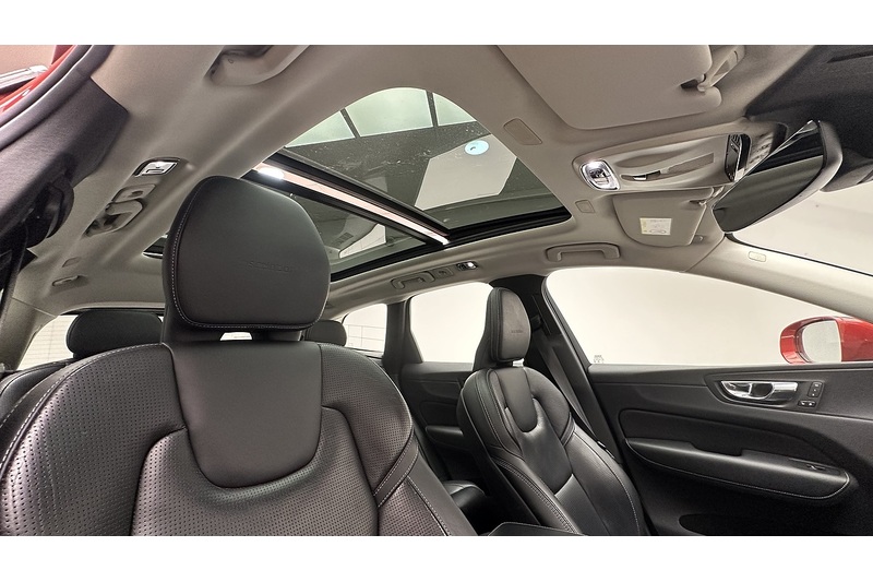 Volvo XC60 h T8 Twin Engine Inscription - U717