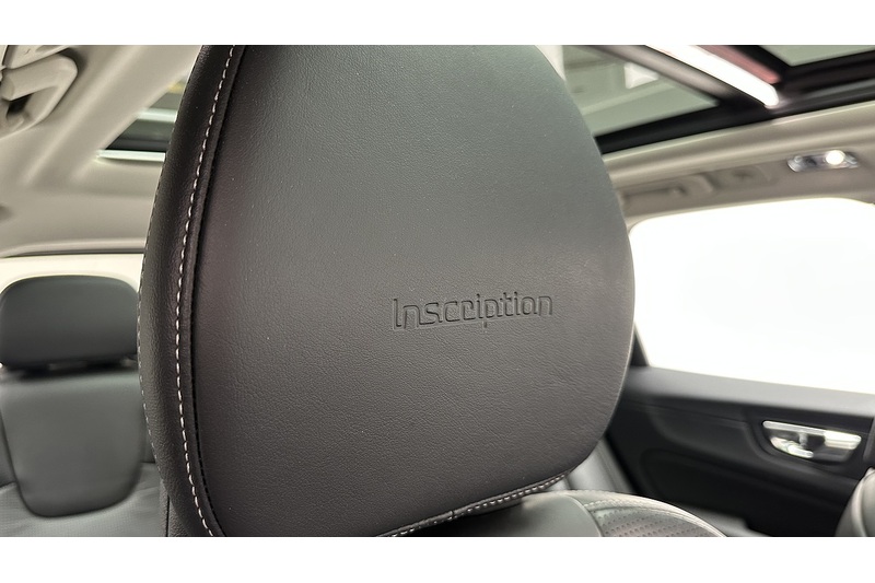 Volvo XC60 h T8 Twin Engine Inscription - U717
