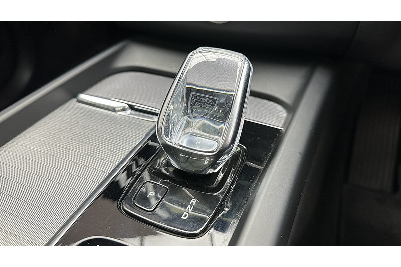 Volvo XC60 h T8 Twin Engine Inscription - U717
