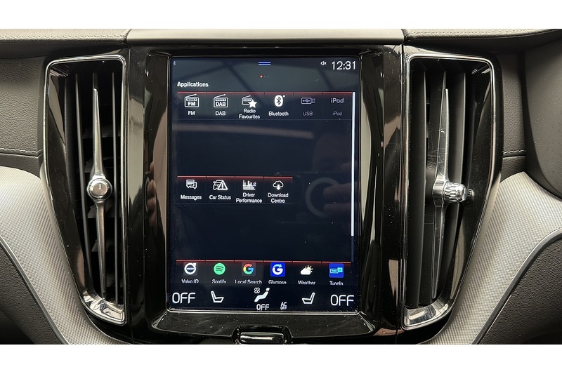 Volvo XC60 h T8 Twin Engine Inscription - U717
