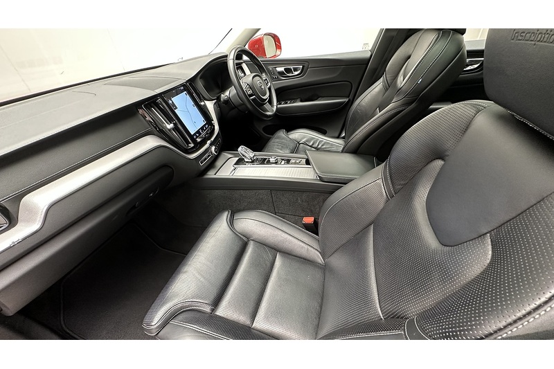 Volvo XC60 h T8 Twin Engine Inscription - U717