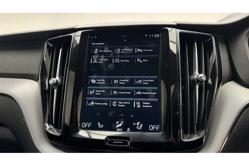 Volvo XC60 B4 MHEV R-Design - U76