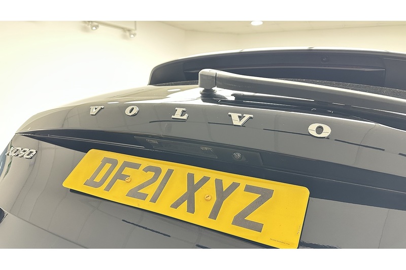 Volvo XC90 h T8 Twin Engine R-Design - U790