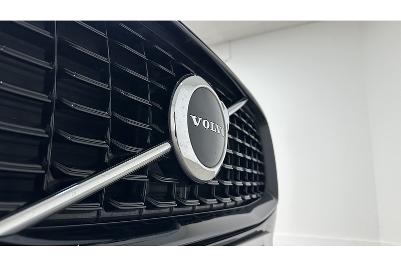 Volvo XC90 h T8 Twin Engine R-Design - U790