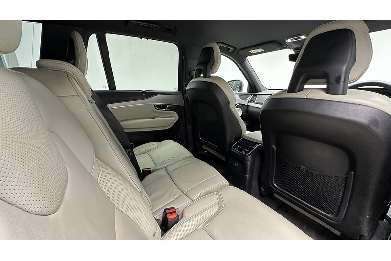 Volvo XC90 h T8 Twin Engine R-Design - U790