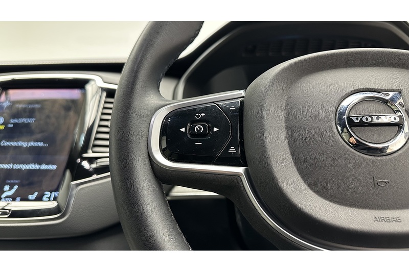 Volvo XC90 h T8 Twin Engine R-Design - U790