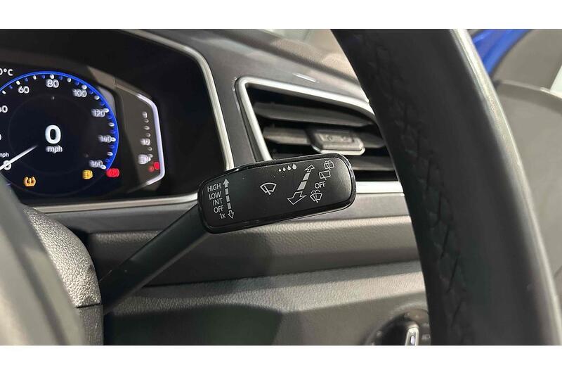 Volkswagen T-Roc TDI Style - U82