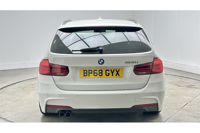 BMW 3 Series 2.0 320i M Sport Shadow Edition Touring 5dr Petrol Auto Euro 6 (s/s) (184 ps) - U864