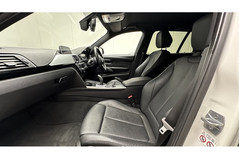 BMW 3 Series 2.0 320i M Sport Shadow Edition Touring 5dr Petrol Auto Euro 6 (s/s) (184 ps) - U864