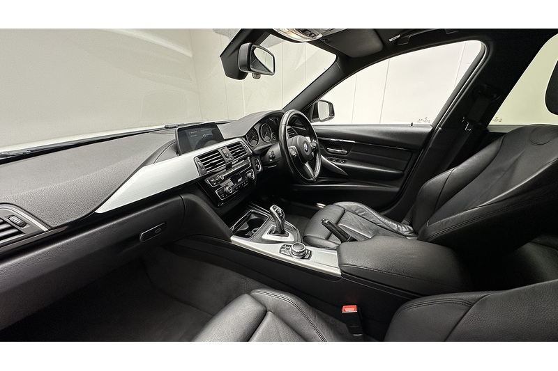 BMW 3 Series 2.0 320i M Sport Shadow Edition Touring 5dr Petrol Auto Euro 6 (s/s) (184 ps) - U864