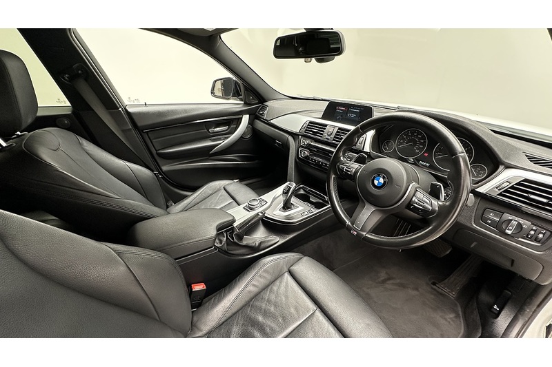BMW 3 Series 2.0 320i M Sport Shadow Edition Touring 5dr Petrol Auto Euro 6 (s/s) (184 ps) - U864