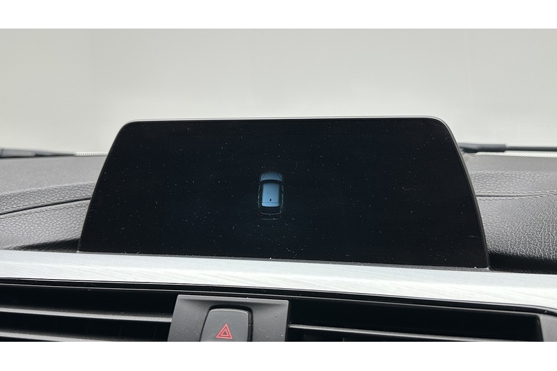 BMW 3 Series 2.0 320i M Sport Shadow Edition Touring 5dr Petrol Auto Euro 6 (s/s) (184 ps) - U864