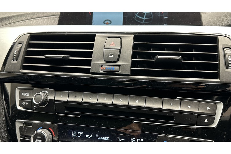 BMW 3 Series 2.0 320i M Sport Shadow Edition Touring 5dr Petrol Auto Euro 6 (s/s) (184 ps) - U864