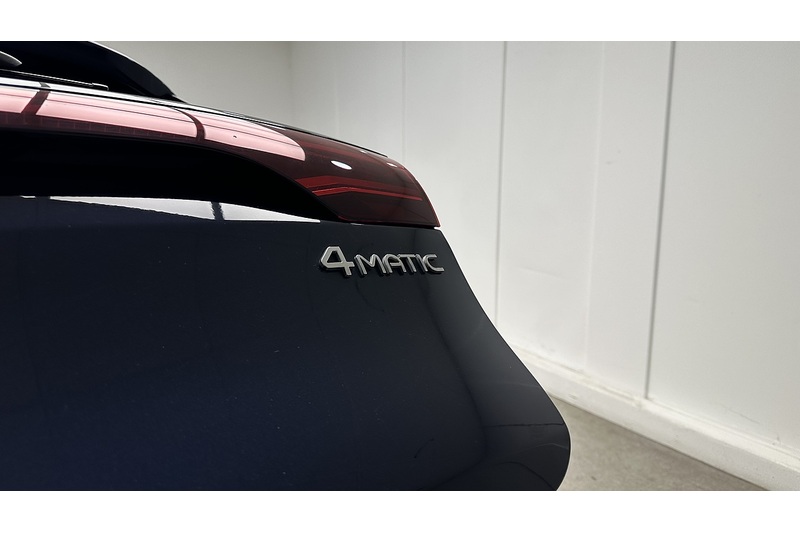 Mercedes-Benz EQC Eqc 400 4Matic Amg Line Premium Plus 0.0 5dr Estate Automatic Electric - U894
