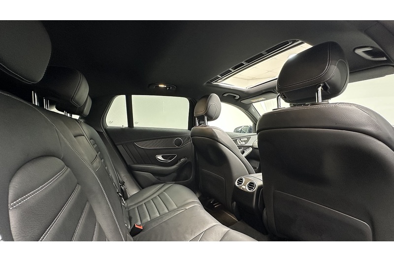 Mercedes-Benz EQC Eqc 400 4Matic Amg Line Premium Plus 0.0 5dr Estate Automatic Electric - U894