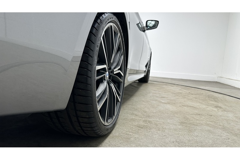 BMW 5 Series 520D M Sport Touring - U946