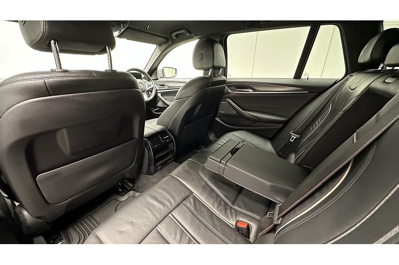 BMW 5 Series 520D M Sport Touring - U946