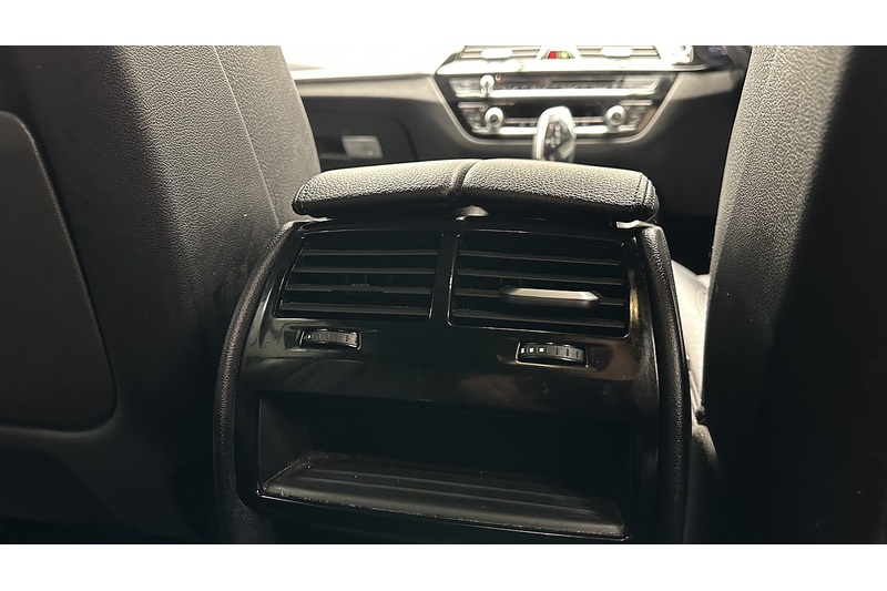 BMW 5 Series 520D M Sport Touring - U946