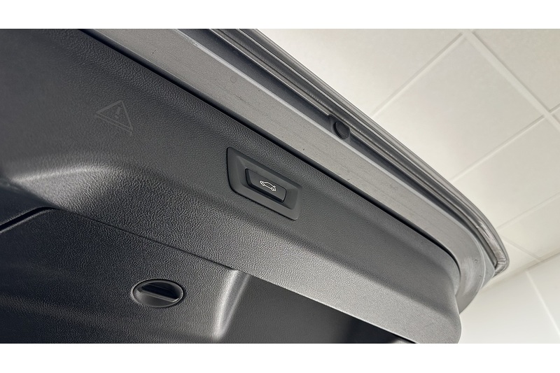 BMW 5 Series 520D M Sport Touring - U946