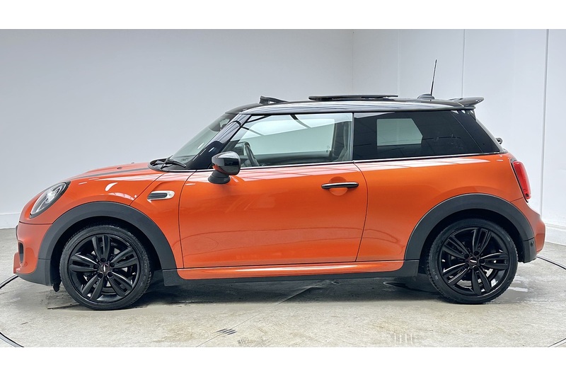 MINI Hatch Cooper Sport - U960