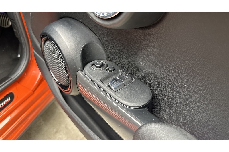 MINI Hatch Cooper Sport - U960