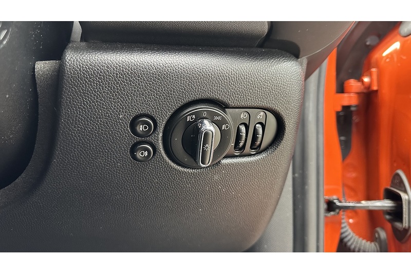 MINI Hatch Cooper Sport - U960