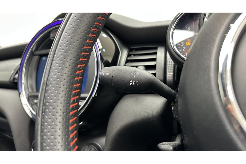 MINI Hatch Cooper Sport - U960