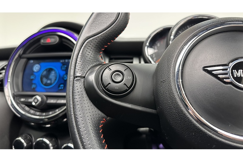 MINI Hatch Cooper Sport - U960