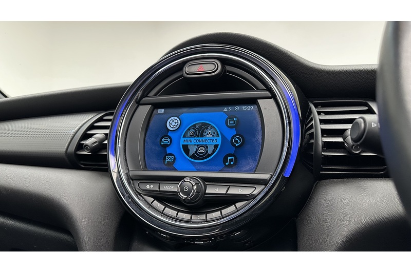 MINI Hatch Cooper Sport - U960