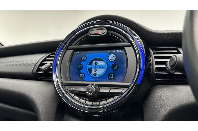 MINI Hatch Cooper Sport - U960