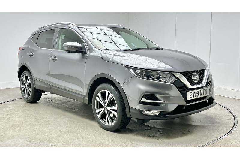 Nissan Qashqai 1.3 DIG-T N-Connecta - U968