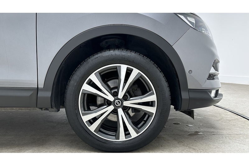 Nissan Qashqai 1.3 DIG-T N-Connecta - U968