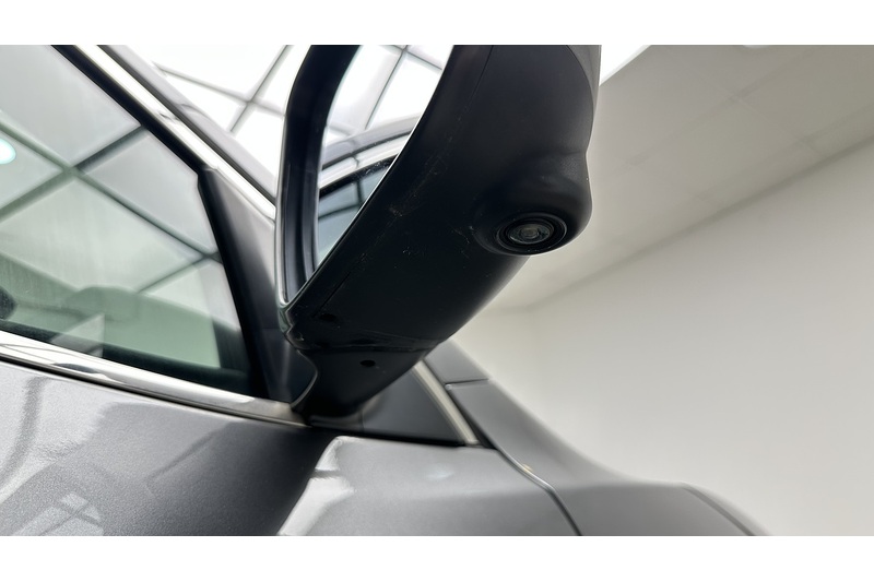 Nissan Qashqai 1.3 DIG-T N-Connecta - U968