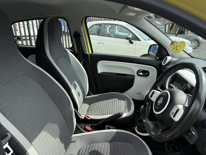 Renault Twingo 1.0 SCe Dynamique Hatchback 5dr Petrol Manual Euro 6 (s/s) (70 ps) - U143