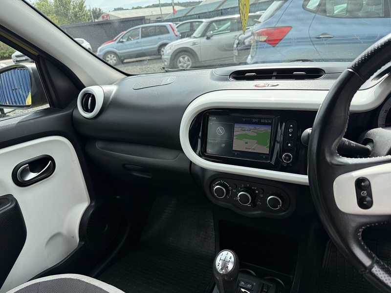 Renault Twingo 1.0 SCe Dynamique Hatchback 5dr Petrol Manual Euro 6 (s/s) (70 ps) - U143