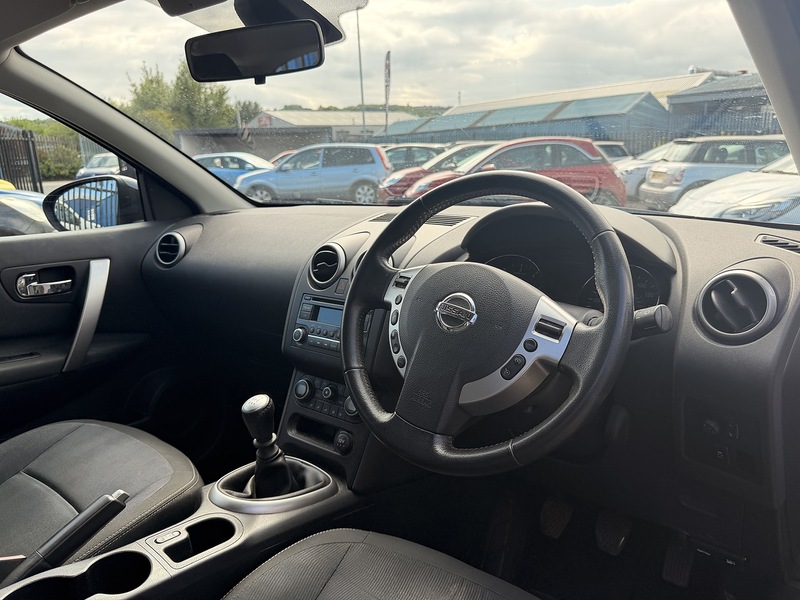 Nissan Qashqai 1.5 dCi Acenta SUV 5dr Diesel Manual 2WD Euro 4 (106 ps) - U290