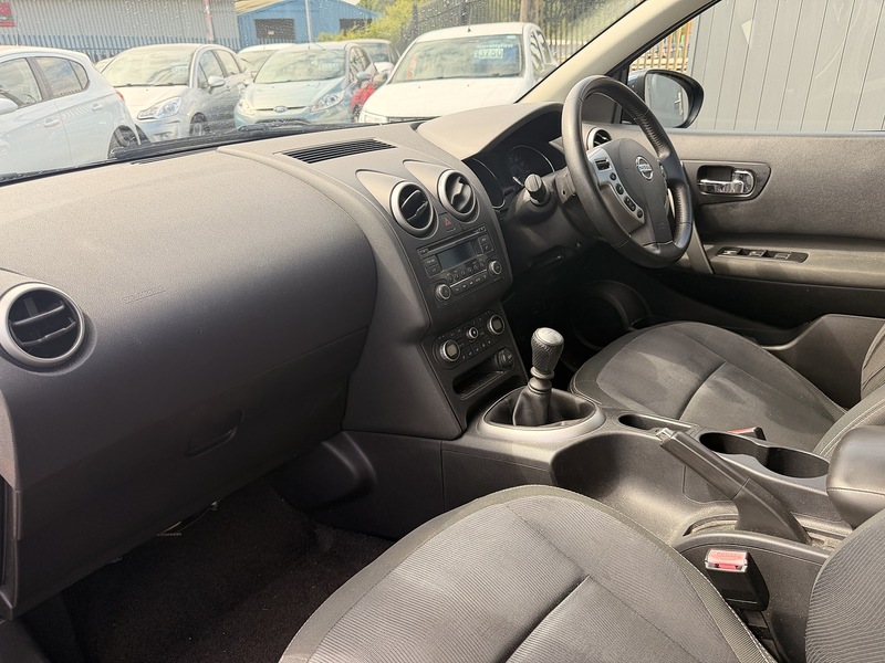 Nissan Qashqai 1.5 dCi Acenta SUV 5dr Diesel Manual 2WD Euro 4 (106 ps) - U290