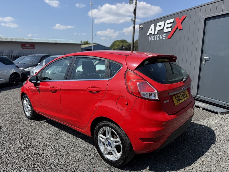 Ford Fiesta 1.0T EcoBoost Zetec Hatchback 5dr Petrol Manual Euro 5 (s/s) (100 ps) - U303