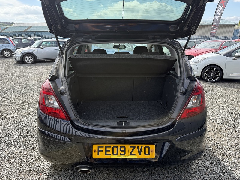 Vauxhall Corsa 1.4i 16v SXi Hatchback 5dr Petrol Manual (146 g/km, 89 bhp) - U307