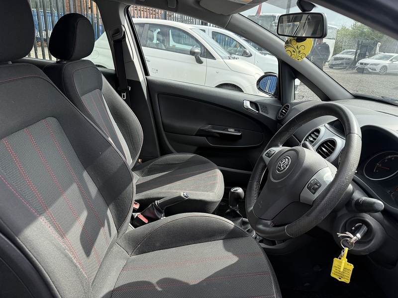 Vauxhall Corsa 1.4i 16v SXi Hatchback 5dr Petrol Manual (146 g/km, 89 bhp) - U307