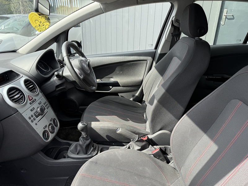 Vauxhall Corsa 1.4i 16v SXi Hatchback 5dr Petrol Manual (146 g/km, 89 bhp) - U307