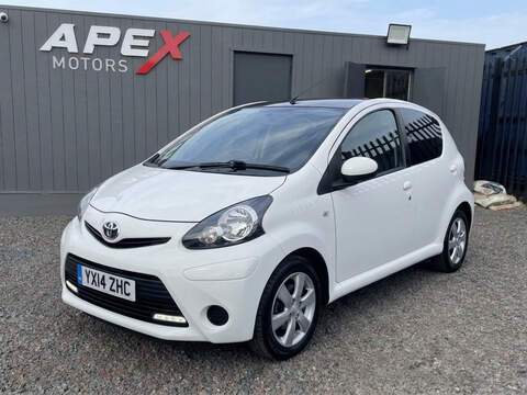 Toyota AYGO 1.0 1 Hatchback 3dr Petrol Manual Euro 5 (68 bhp)