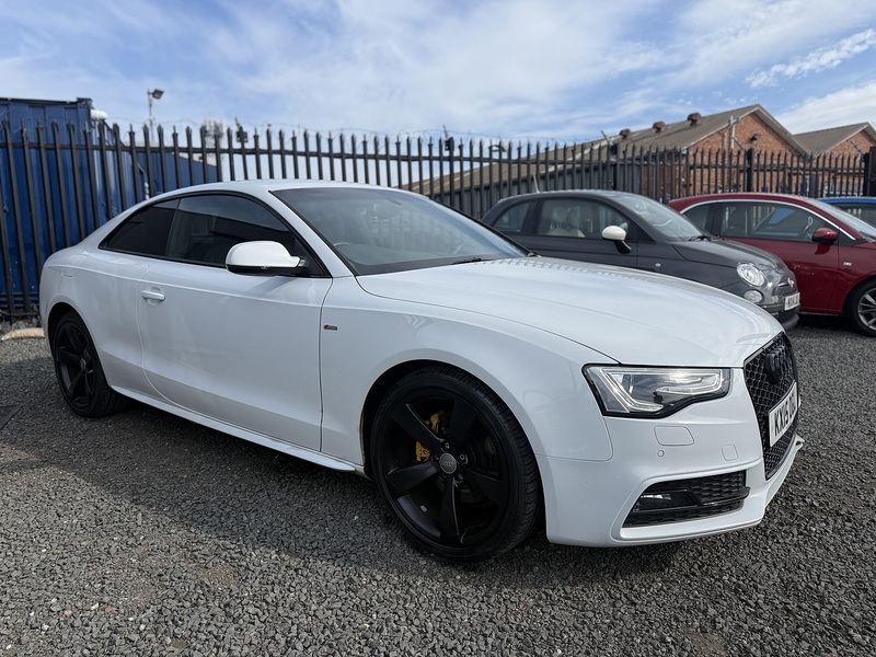Audi A5 2.0 TDI Black Edition Coupe 2dr Diesel Manual Euro 5 (s/s) (177 ps) - U369